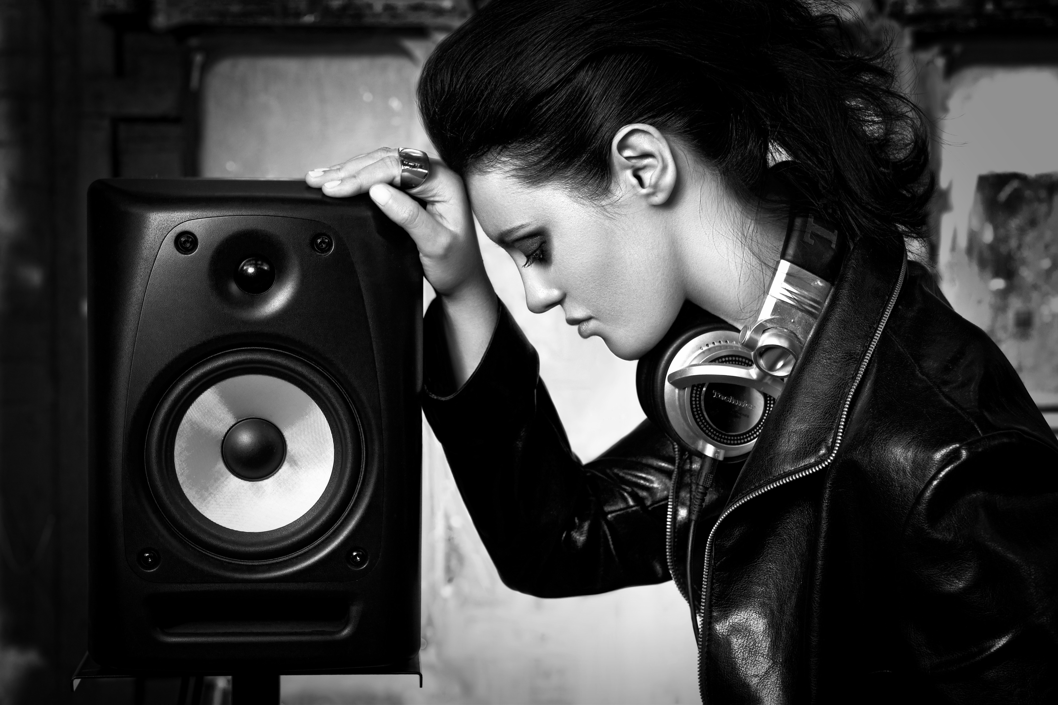 Katya Gabeli on stage during live violin and DJ performance