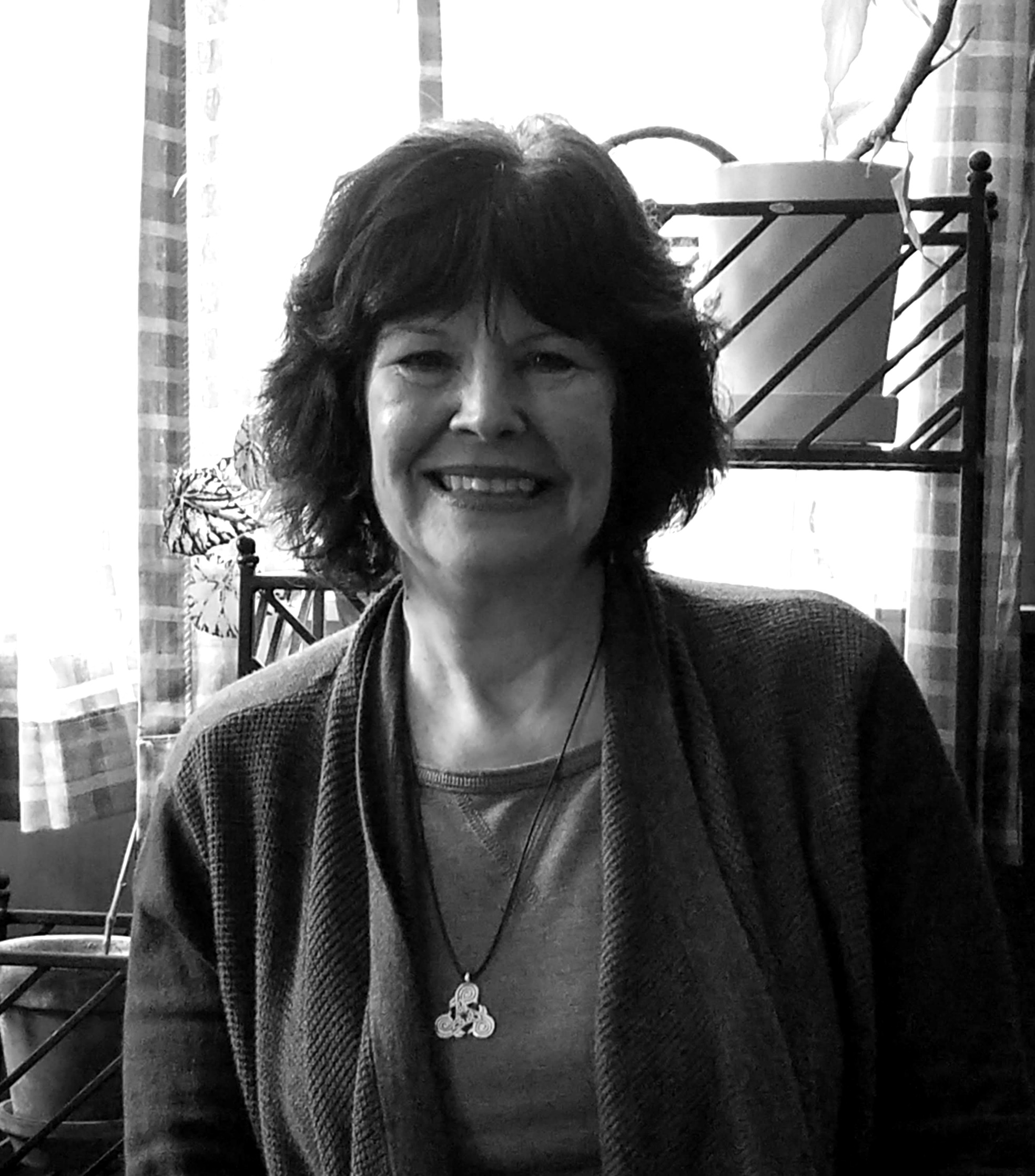Lisa, RN, MEd & Reiki Practitioner
