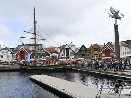 Crossings 200 links and resources