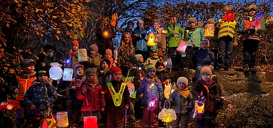 Laternensingen 2025_edited.jpg