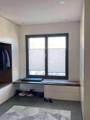 Garderobe mit Sitzbank