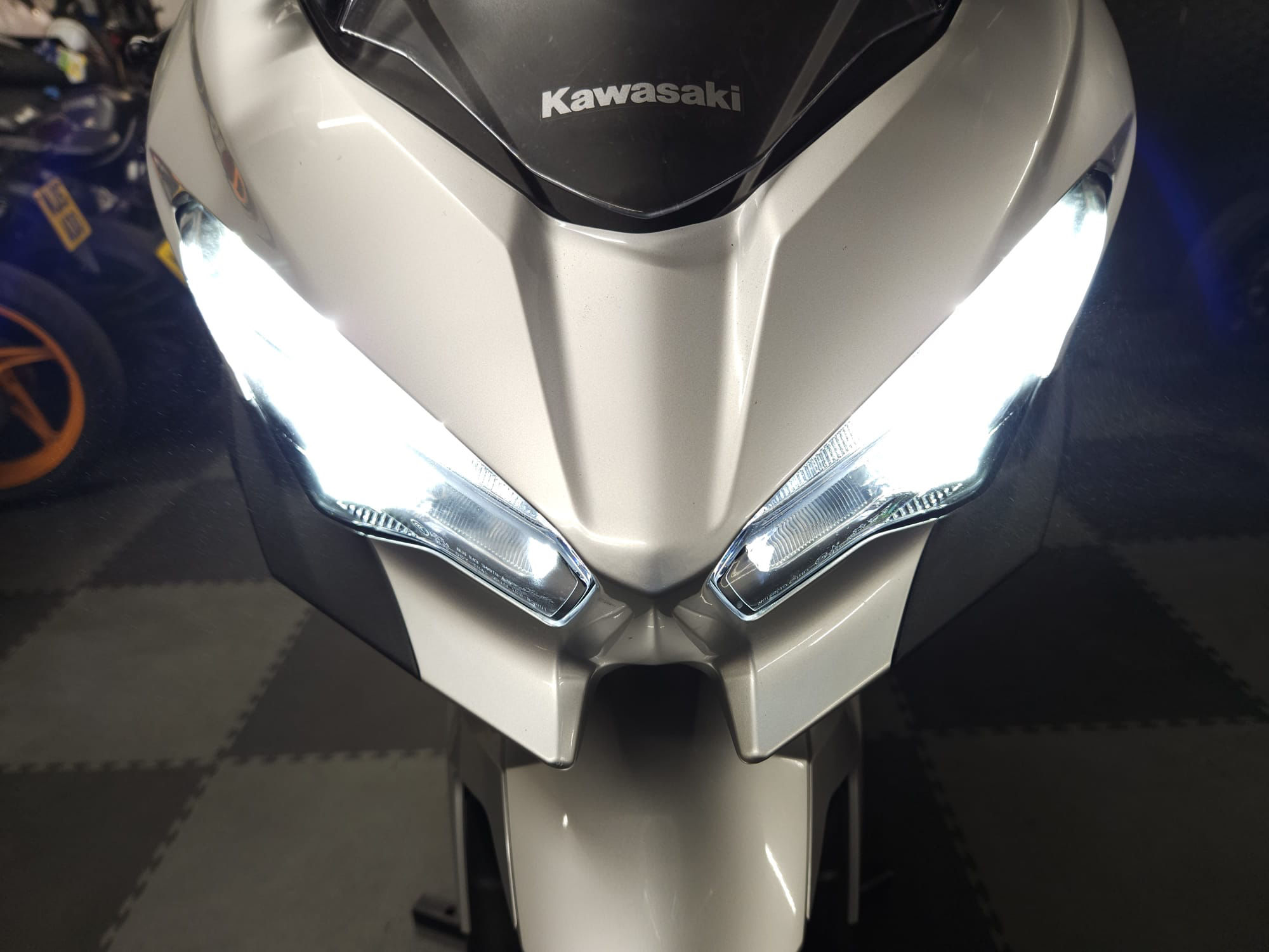 Kawasaki Ninja E-1 2025