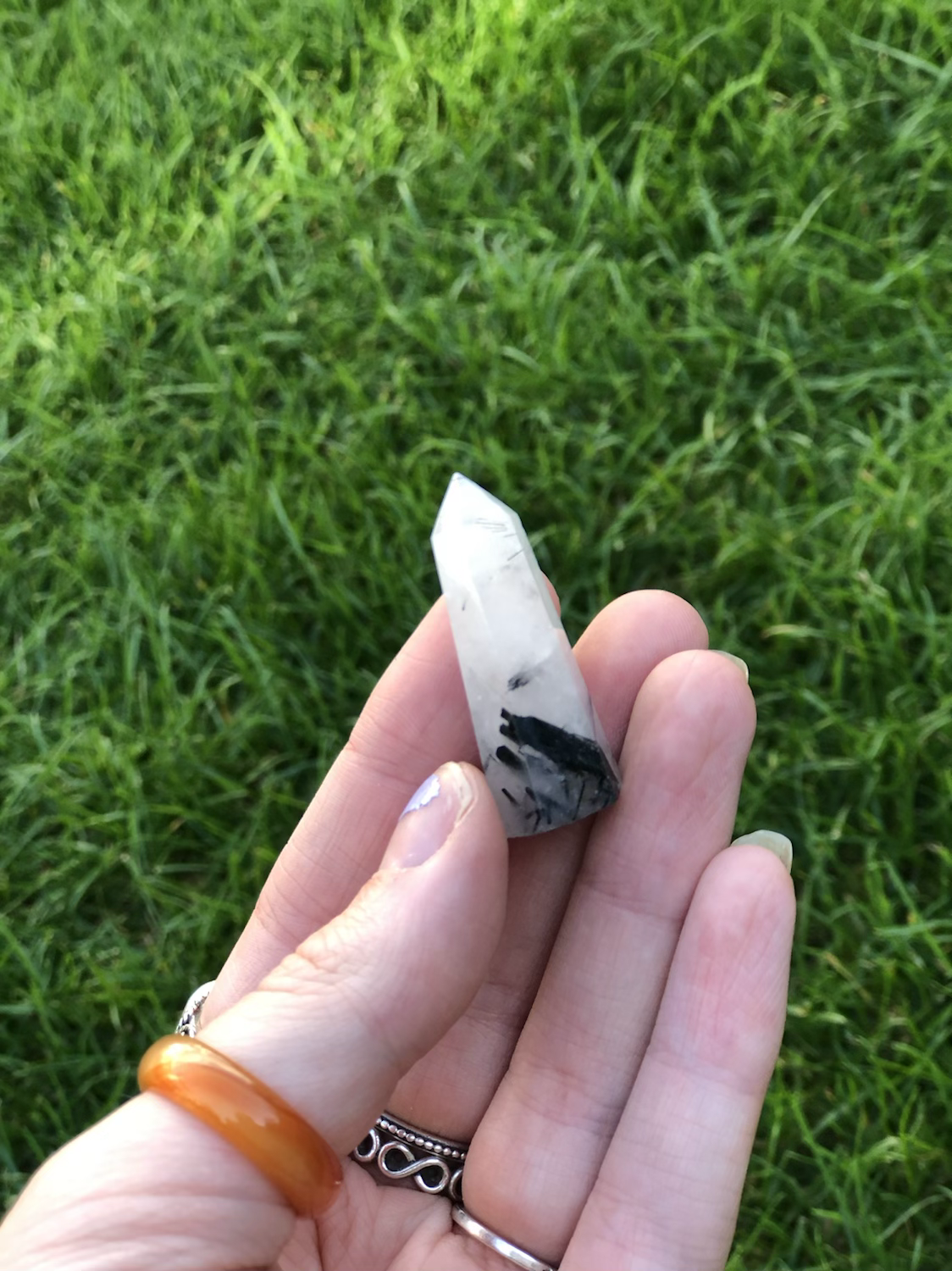 tourmaline in quartz point 