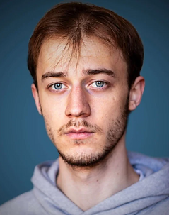 brodie headshot.png