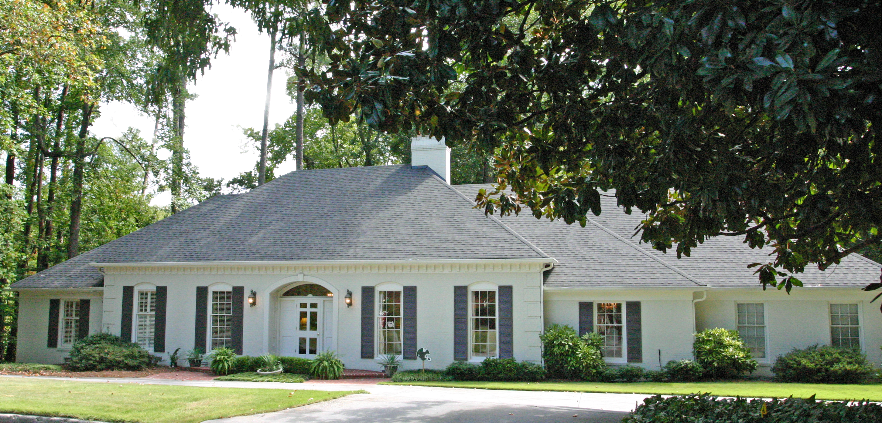 988 Dumbarton Ct. - Buckhead
