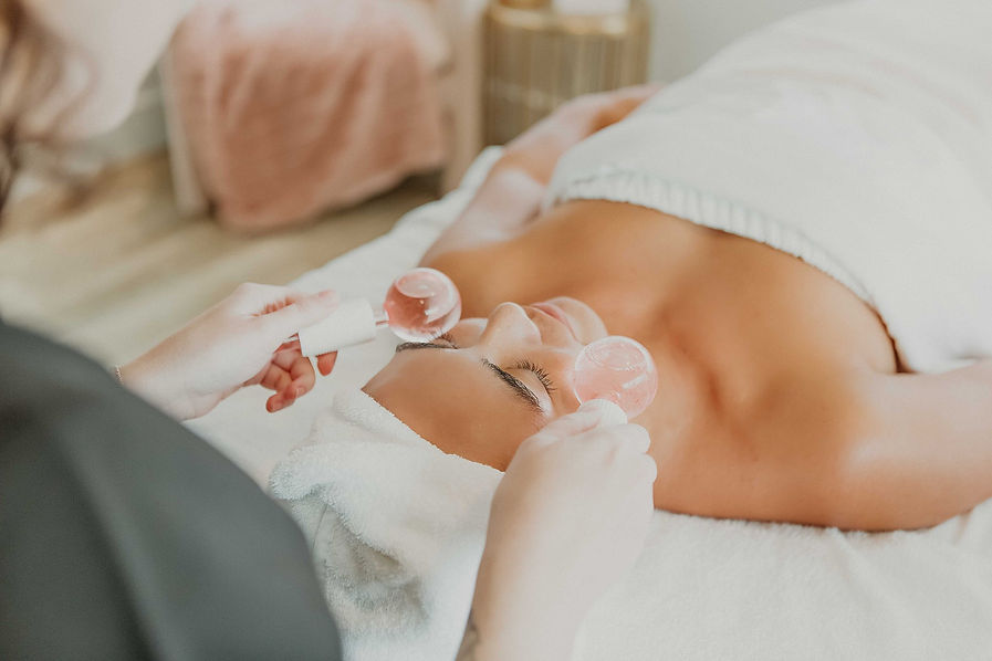 Honolulu-Acne-Treatments-Waxing-The-Glow-Spot-Hawaii-_0096.jpg