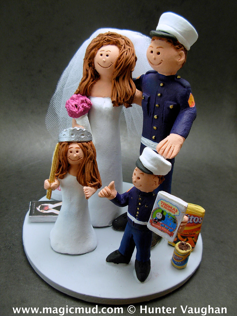 Thumbnail: Army Groom In Uniform Wedding Cake Topper