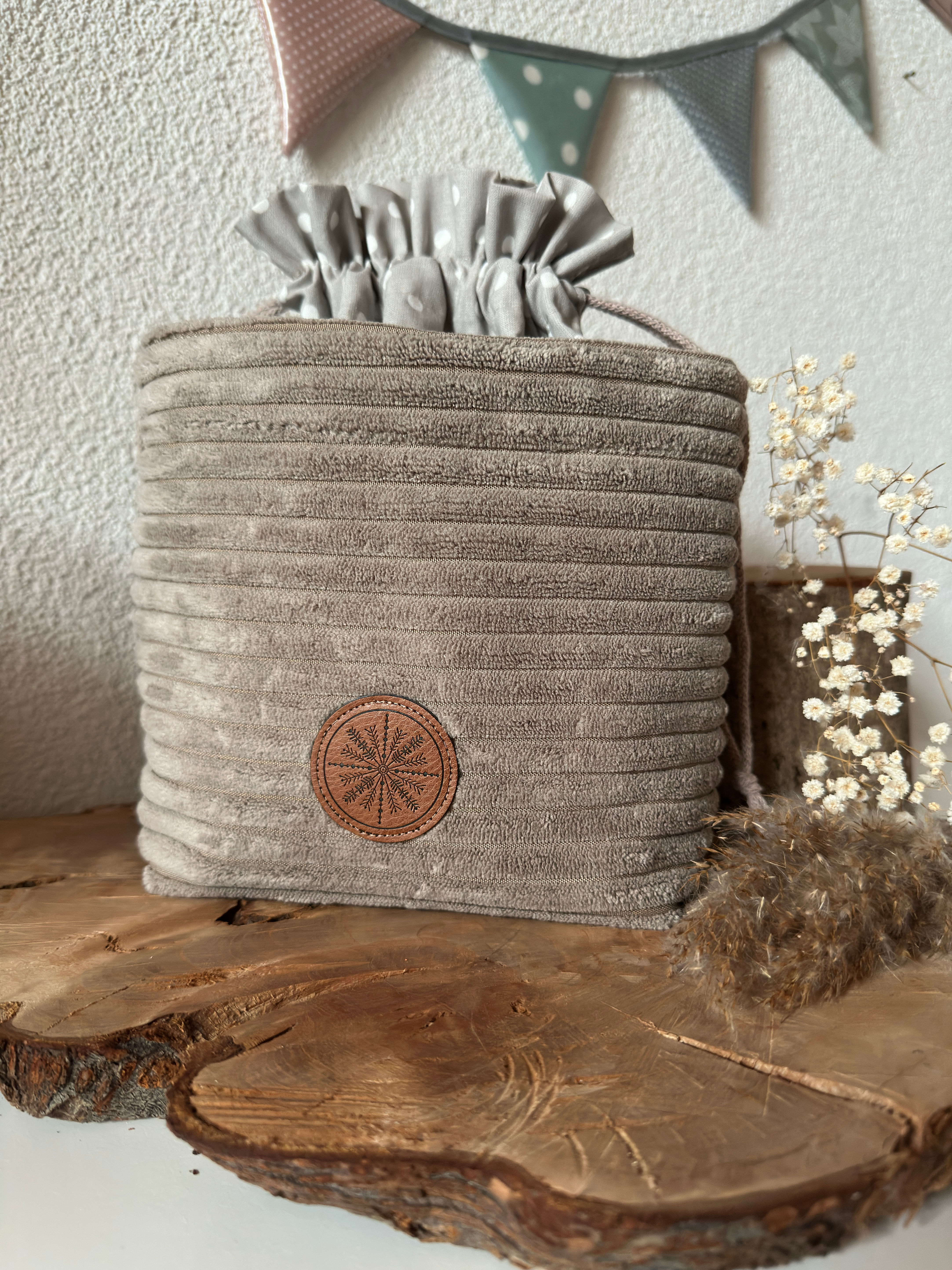 Gschwellti Sack Cord Taupe