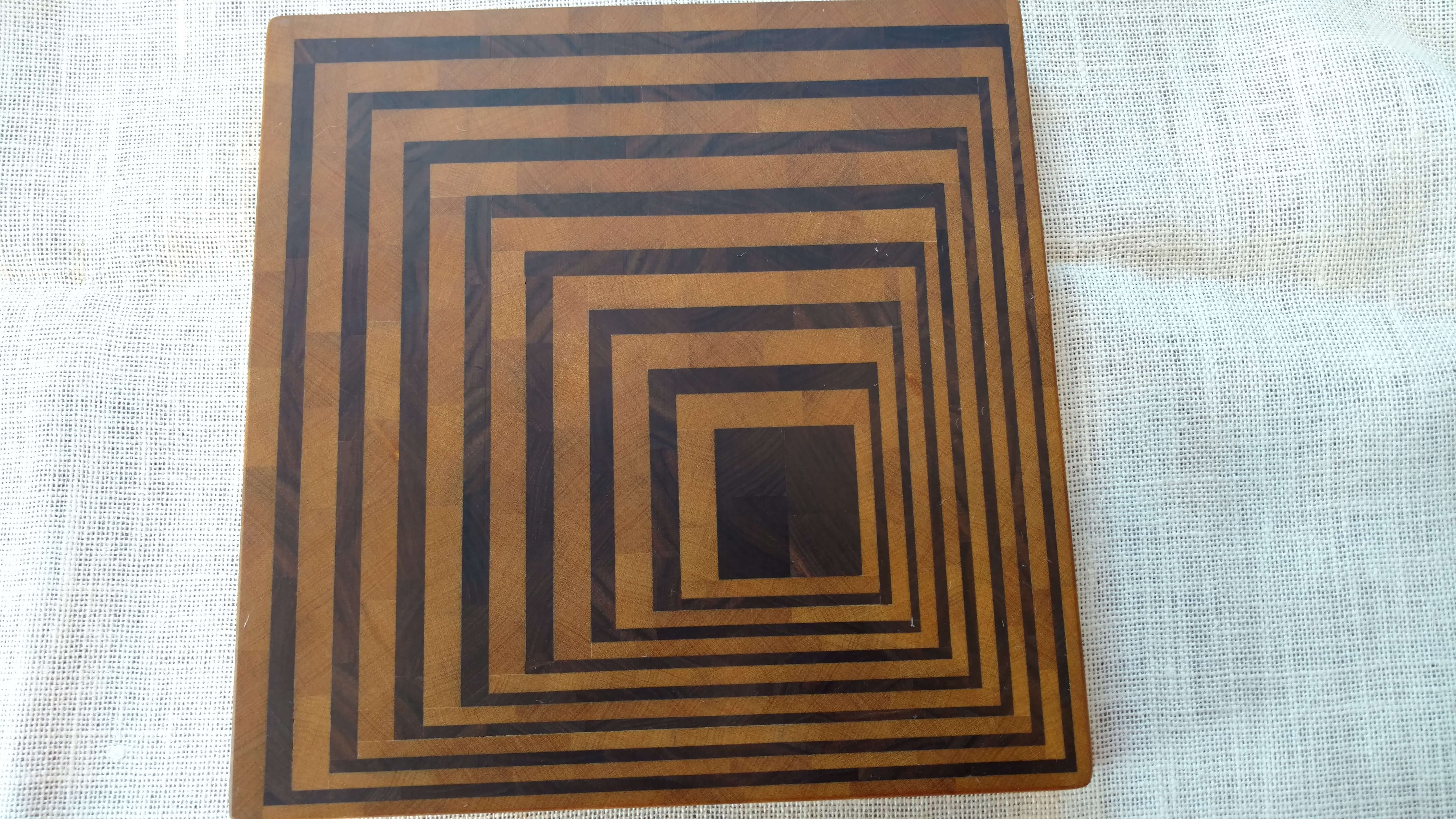 End Grain Cutting Board