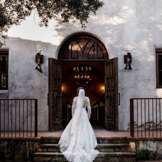 Birde_Chapel Doors.png