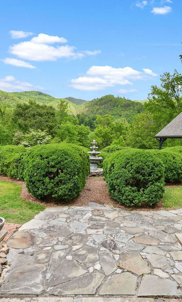 stunning grounds of magnolia house hot springs