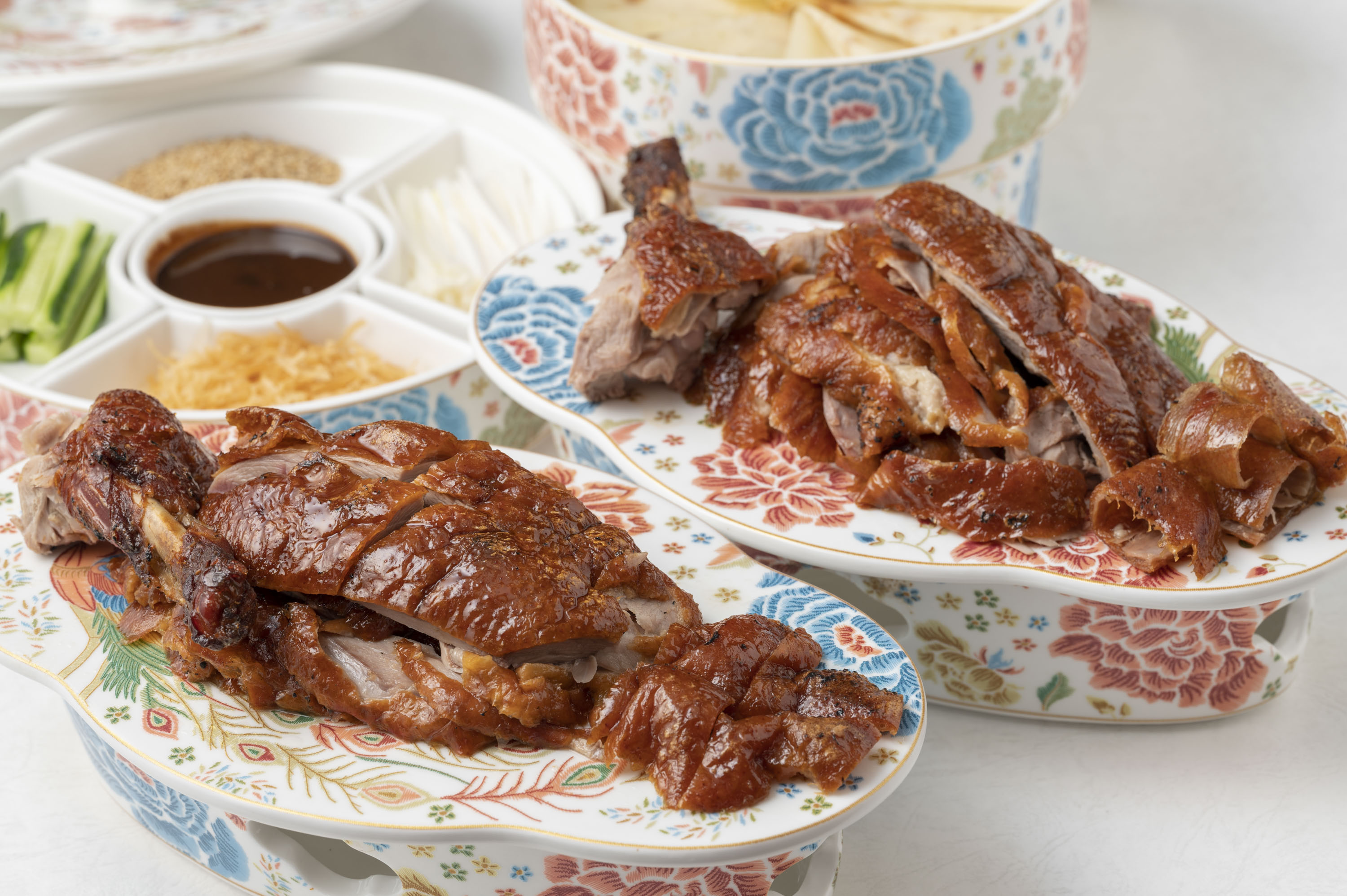 親子鯉印籠 日本一 釜焼き北京ダックコース | Food Salon 錦鯉