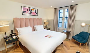 4* The Clarence