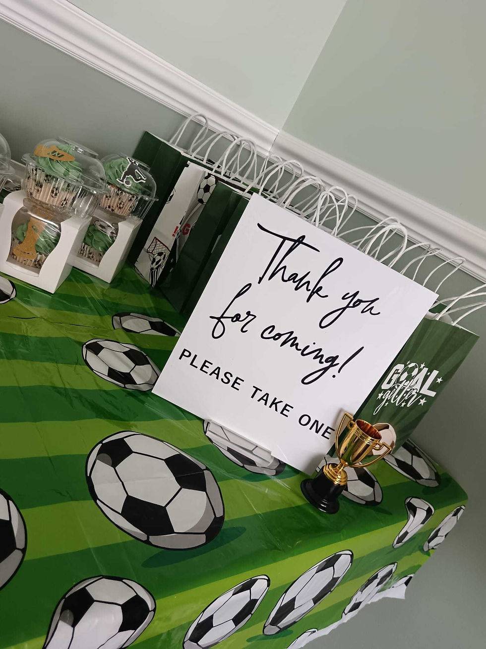 Football-Themed-Party