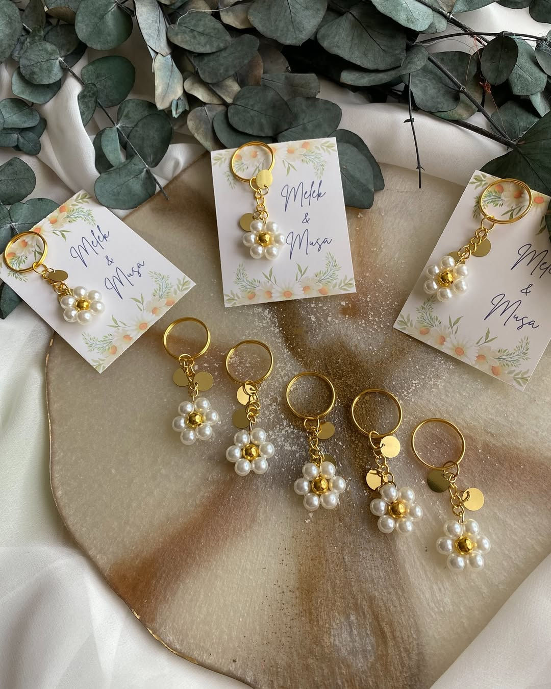 CHARMLI İNCİ PAPATYA ANAHTARLIK 30 ADET