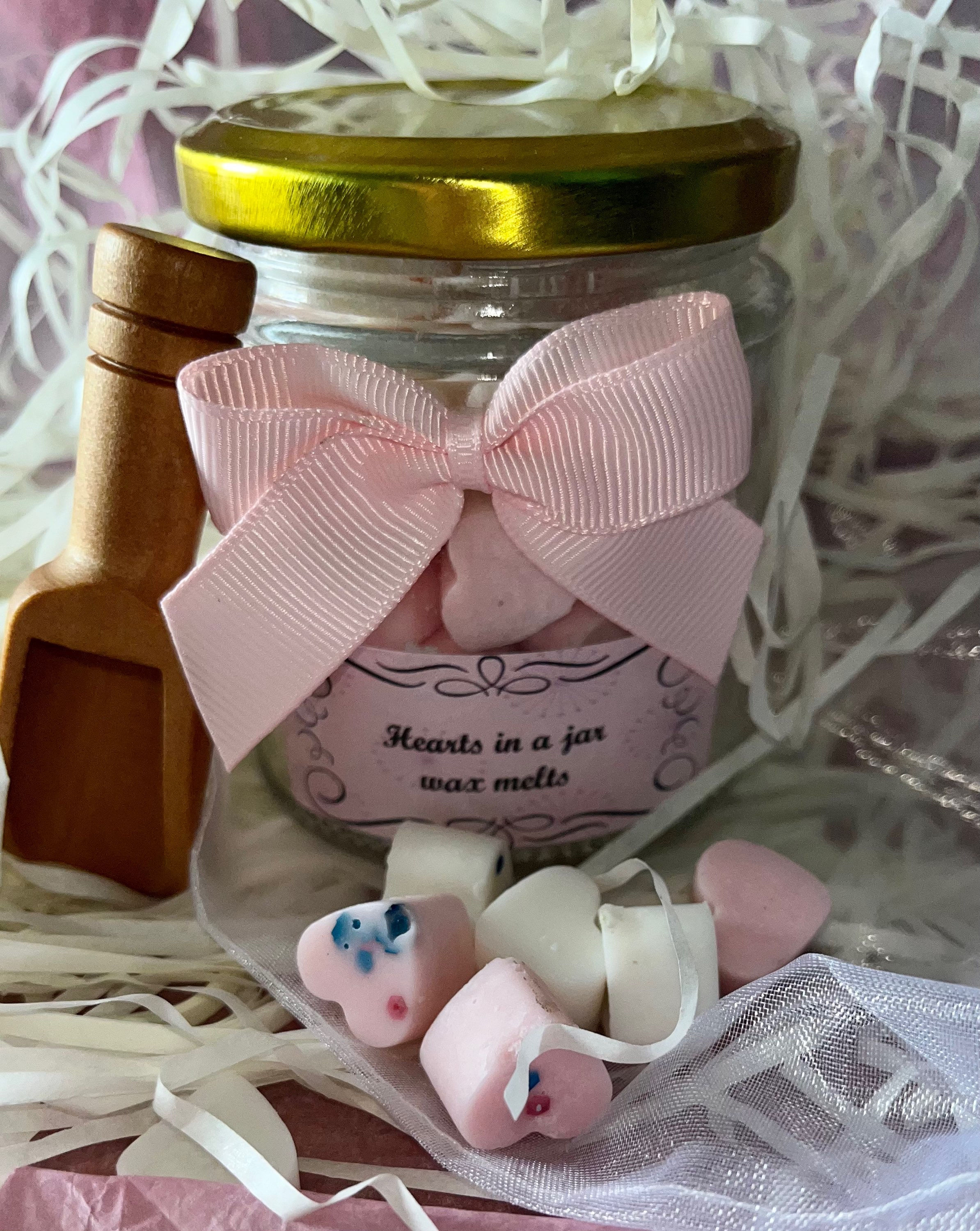 Hearts in a jar wax melts