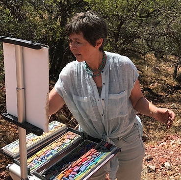artist lindy cook severns with plein air easel and pastels