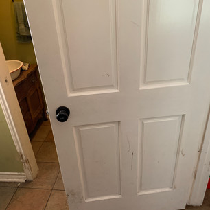 BeforeBathroomDoor.JPG