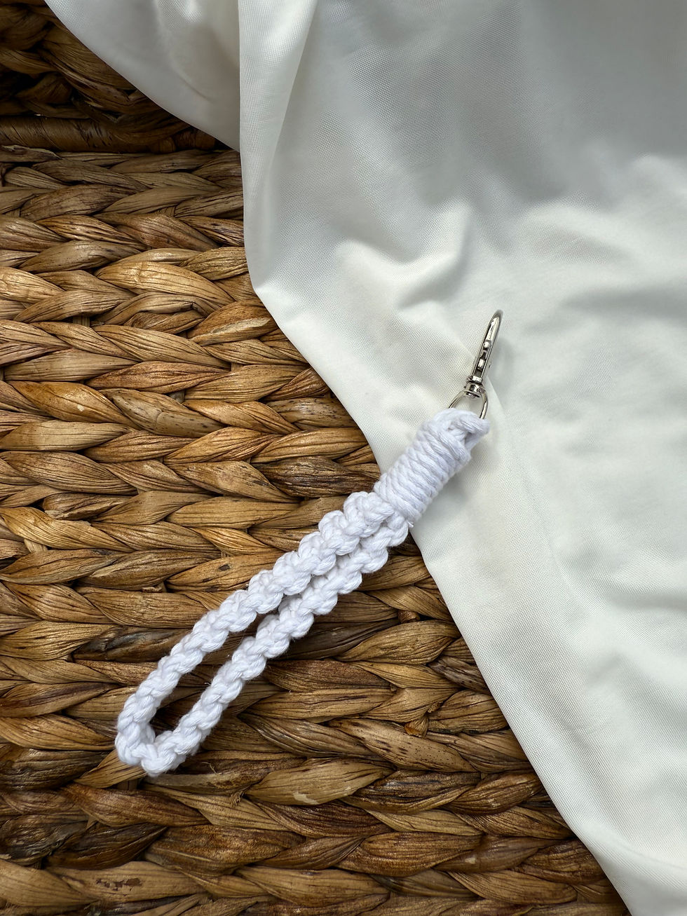 Macrame White Wristlet