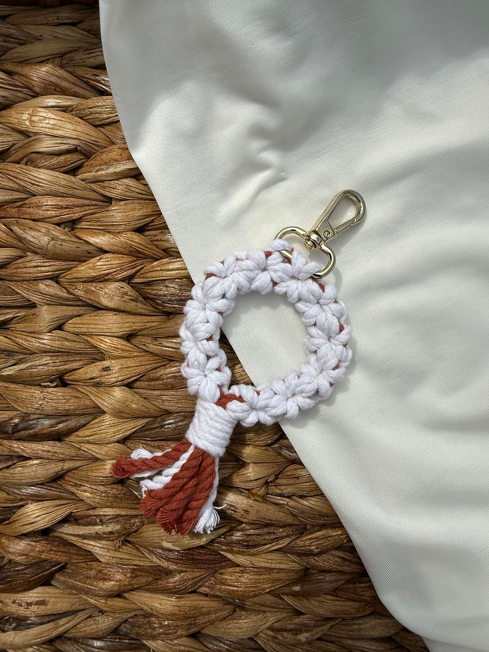 Macrame Flower Wreathe Keychain Rust Color