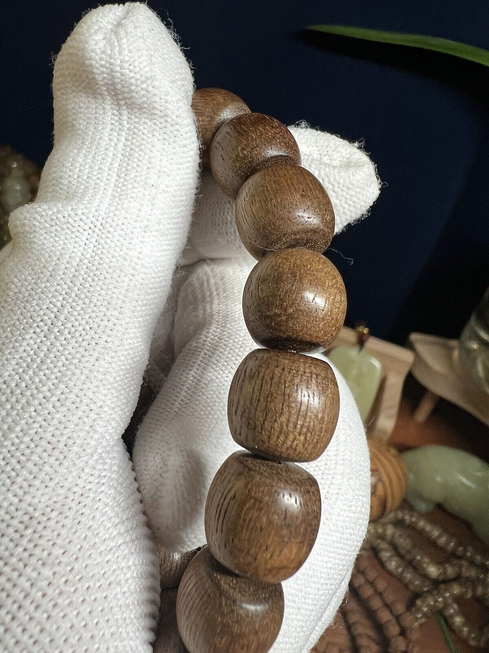 Thumbnail: Premium Indonesian Eaglewood Bracelet