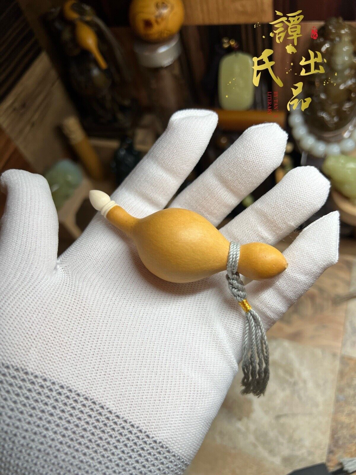 88×30×14.7mm Ant Belly Gourd Pendant