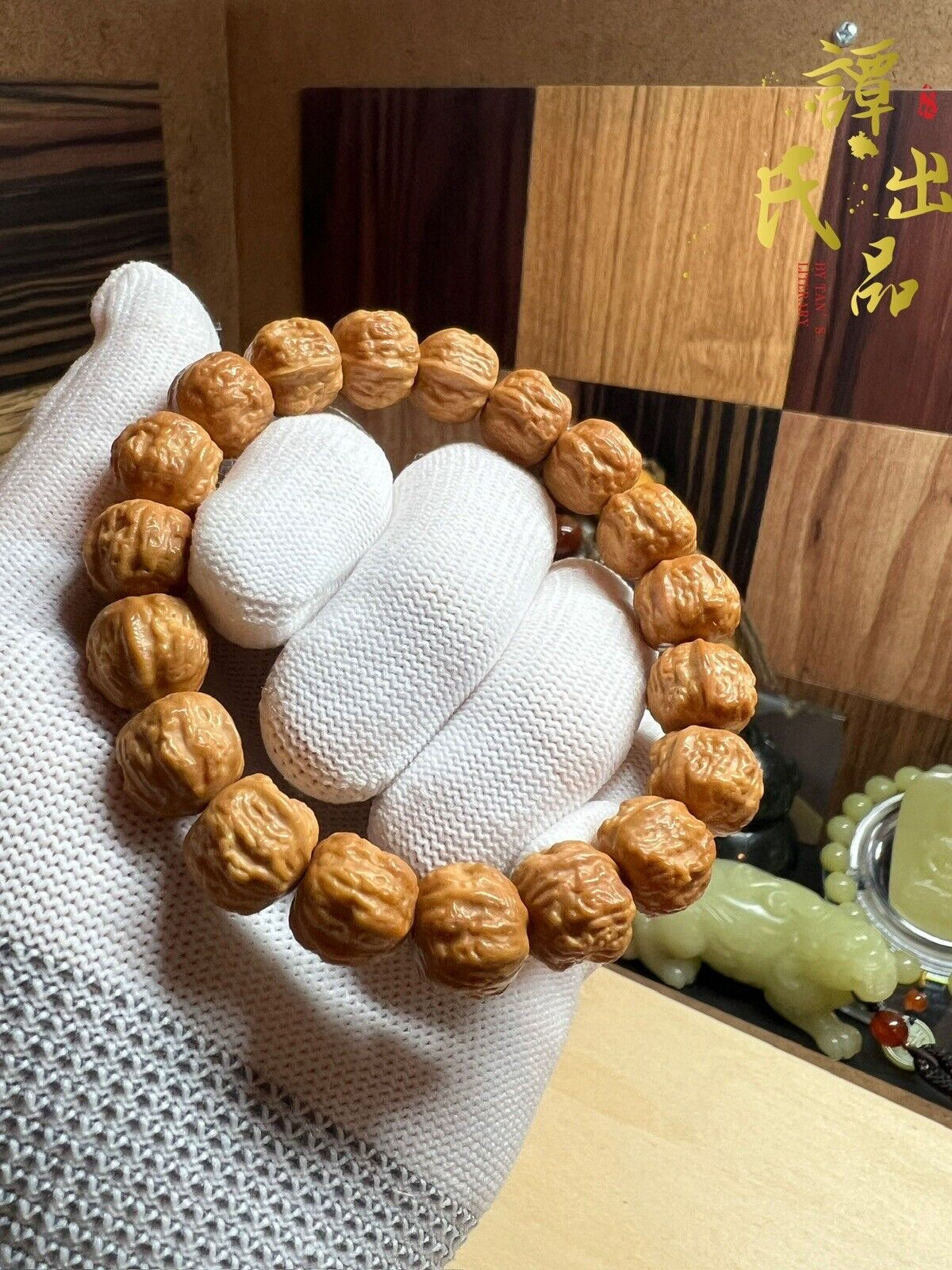 Exquisite Hedgehog Hand-Carved Golden Toad Bracelet