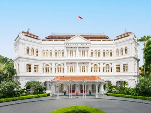 Historic Charm: Luxury Stays in Heritage Hotels Around the World