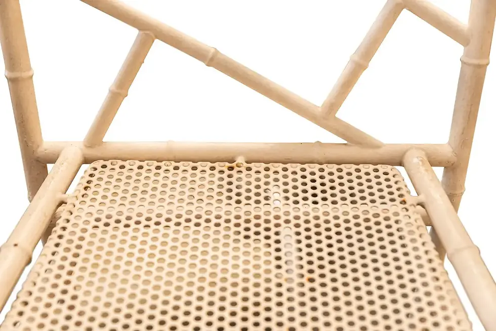 Miniature : Suite de 12 chaises dans le style de Mathieu Matégot, datant d'environ 1960