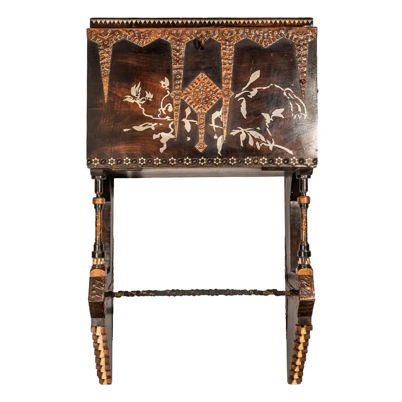 Carlo Bugatti, Petit bureau, Italie, vers 1900