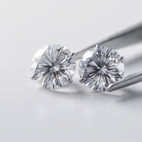 Diamant naturel vs diamant de laboratoire : le guide 2026 d'un joaillier niçois •