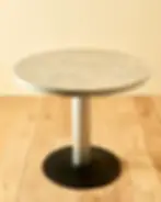 Table console Memphis, base en fer et aluminium, plateau en formica