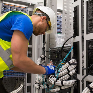 Optimising Server Room Layouts: The Art of Efficient Server Rack Placement