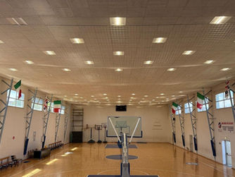 Assemini: protezione del soffitto palestra con rete parapalloni