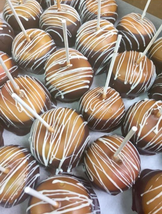 Toffee apples