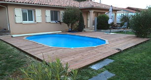 Terrasse piscine en bois.jpg