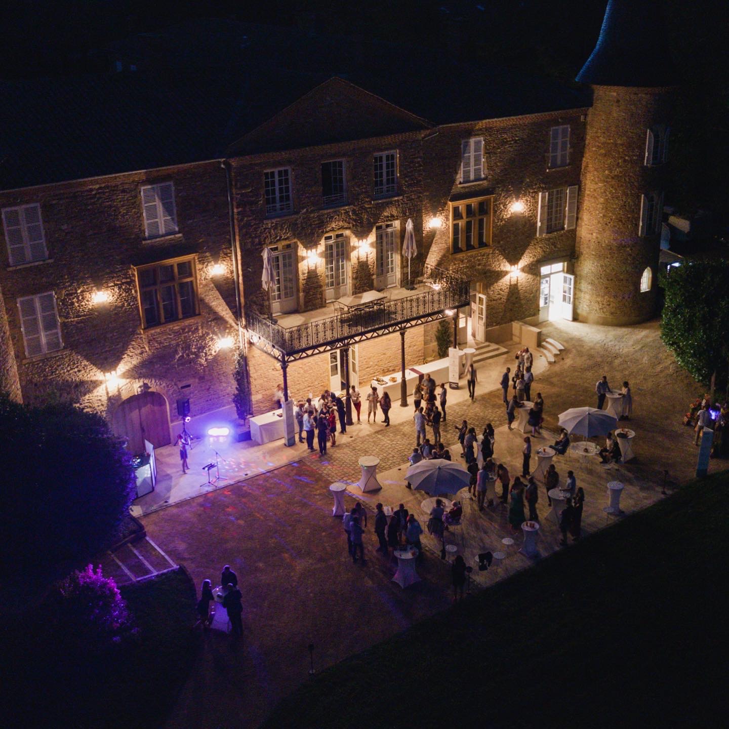 Soirée outdoor plein air Lyon château nuit