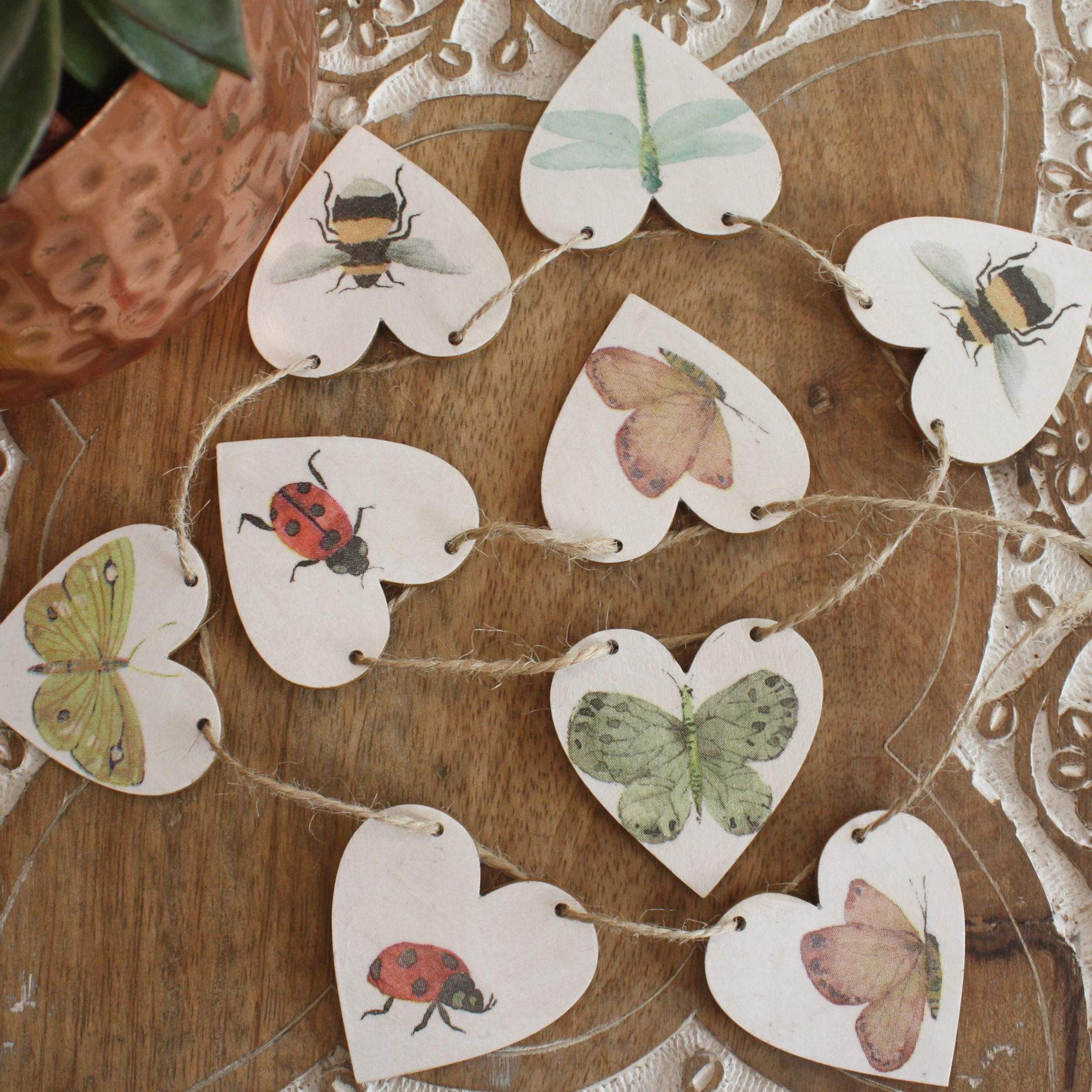 British Garden Wildlife Wooden Bunting