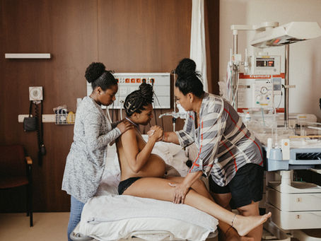 7 tips om een geboortefotograaf te kiezen die bij jou past