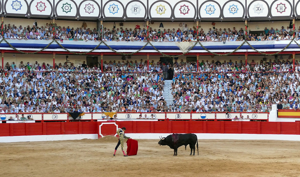 8-Santander Roca Rey full house