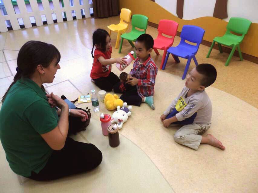 chinese kids in a classroom