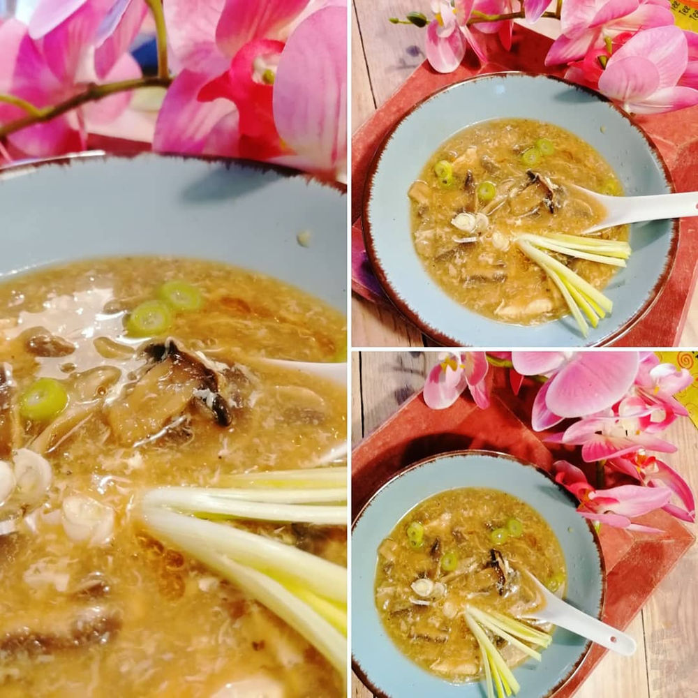 Chinesisch, Scharf-saure Suppe , sehr guter Geschmack ....