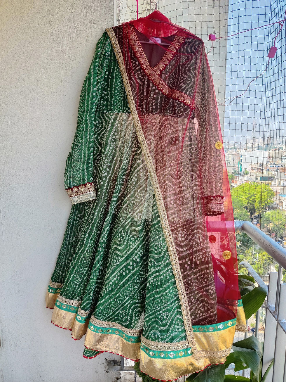 Thumbnail:  Vaar Tyohaar - Maharani Suit Set (Royal Green)