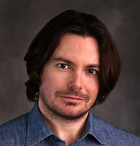 Luke Hunter - Headshot 6 Square.jpg