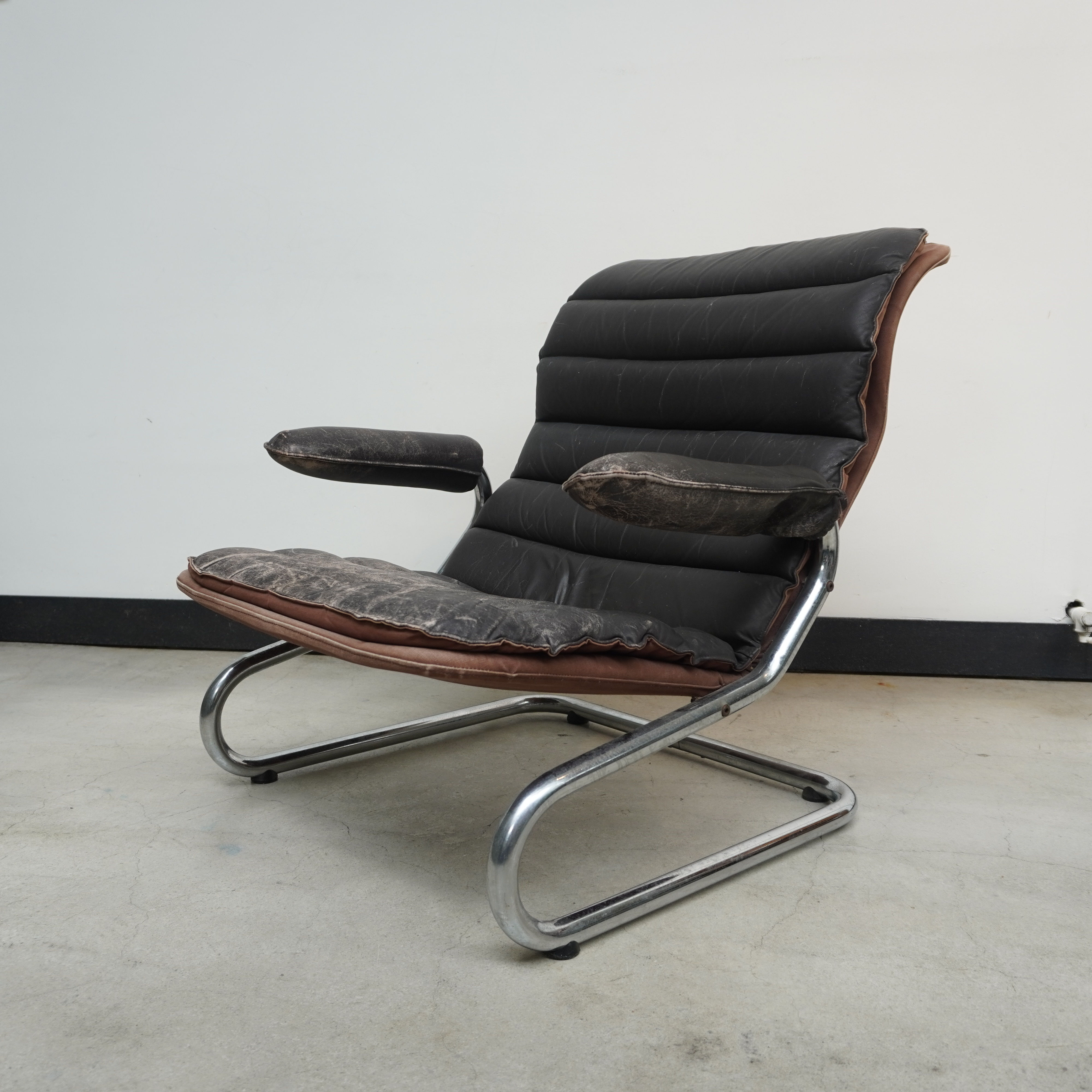 Lounge chair in brown leather, 1970s