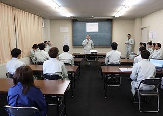 入社式の様子