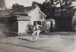 A北京四合院内打网球 1910s Peking Tennis