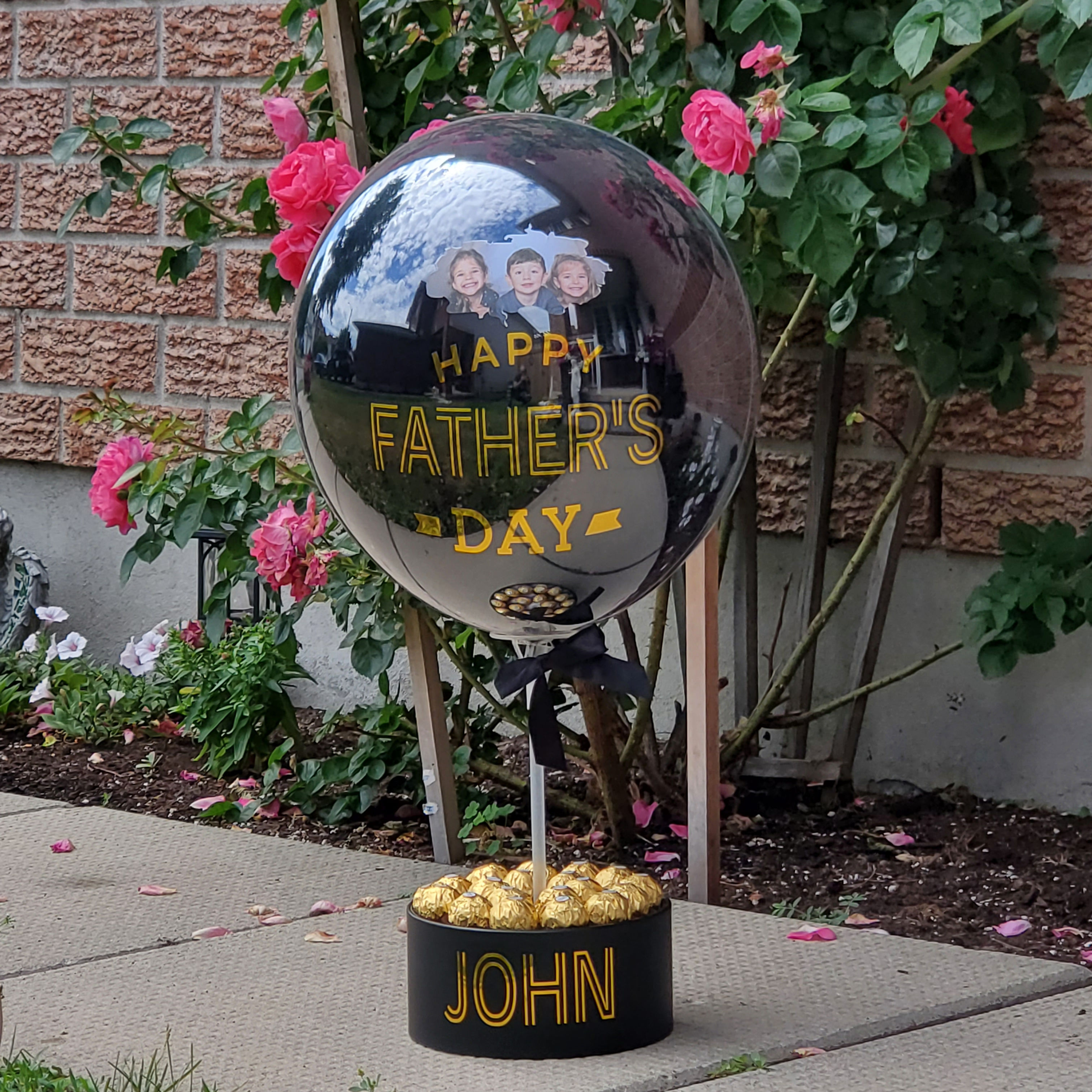 Father's day chocolate balloon basket