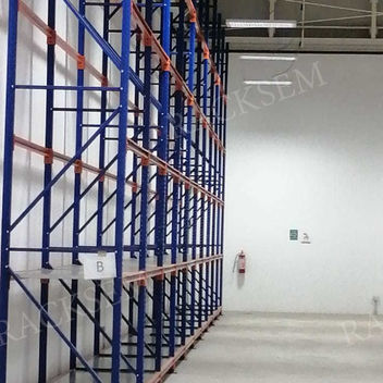 almacenamiento industrial
rack selectivo
almacenamiento de mercancias
estanteria para almacenes