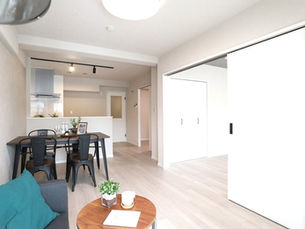Fully Renovated 3LDK Condo in Yao City - Perfect for First-Time Buyers (12.8 Million Yen)